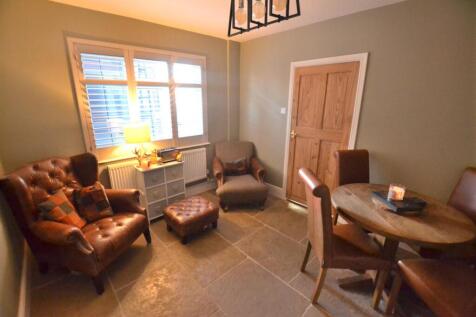 Family Room/ Dining Room