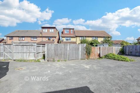 Driveway/Parking