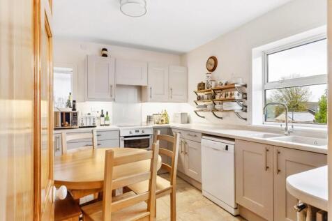 Kitchen / Breakfast Room