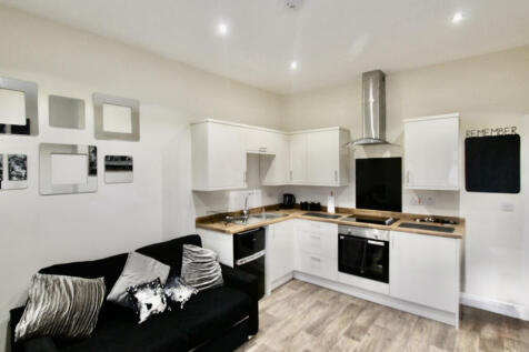 Carlton Road, Barnsley, S71 photo 3