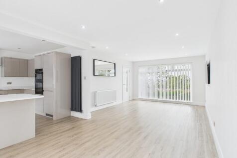 CAM05526G0-PR0028...