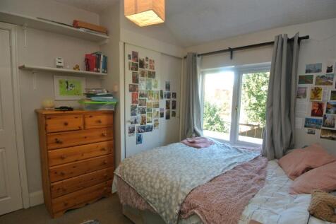 Bedroom 3 FF rear a.JPG