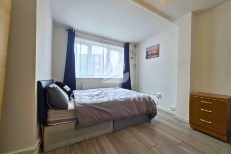 Hatton Court, Gilpin Road, Hackney, London photo 5