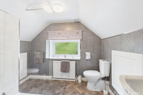 En-Suite Shower