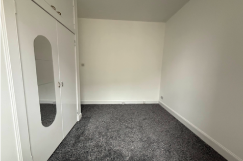 Bedroom (2)