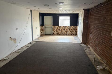 Retail Property (high street) for sale Image 3