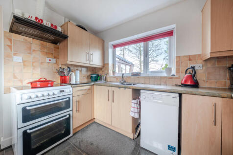 1386407-5-6932ba9...