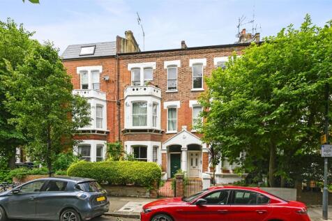 Aynhoe Road
