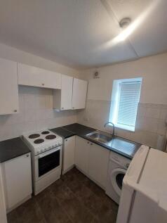 49 Castlegreen Street, Dumbarton, Dunbartonshire, G82 1JG  photo 4
