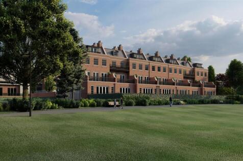 3890 - Royal Townhouses - view from bath grounds R