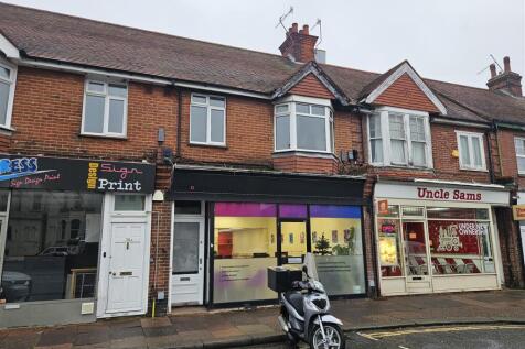 For Rent by Aspire Residential | Broadwater Road