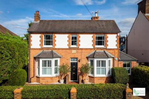 Chertsey Road - Watermark-1.jpg