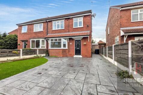 3-bed semi-detached on Montagu Road, Stockport, SK2, £1,450/mo