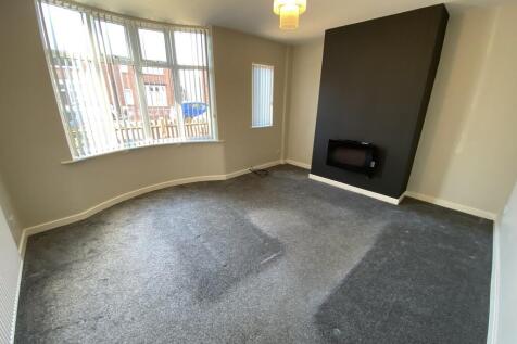 Neville St, Crewe photo 5