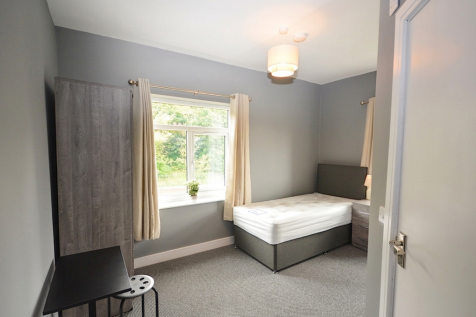 Bury old Road, Prestwich, M25