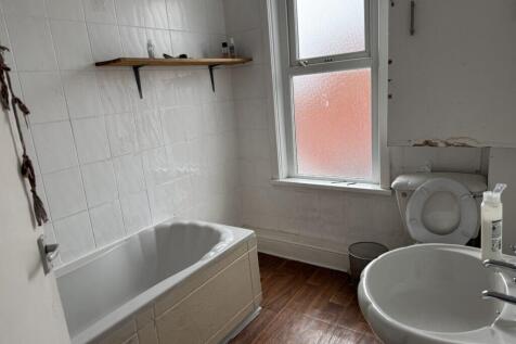 Dorset Road, Leeds, LS8 photo 5
