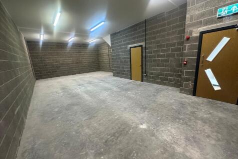 Light Industrial to rent Image 3