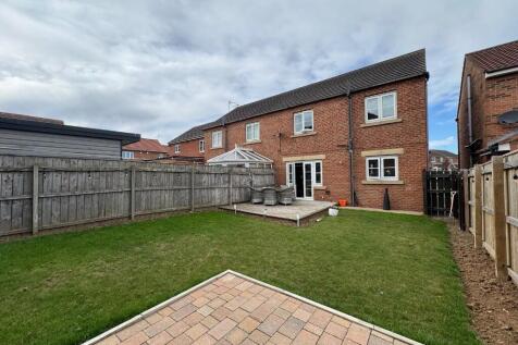 Acorn Court, Redcar, North Yorkshire, TS10 photo 4