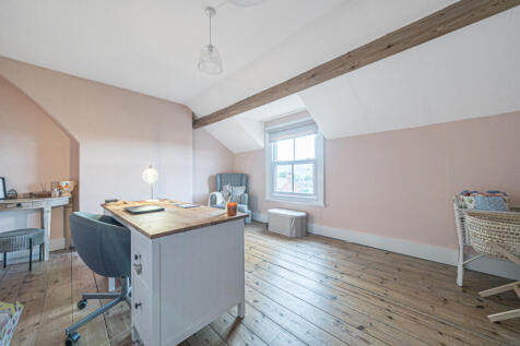 1346279-17-68c2f1...