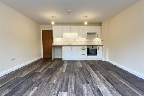 Lounge / Kitchen