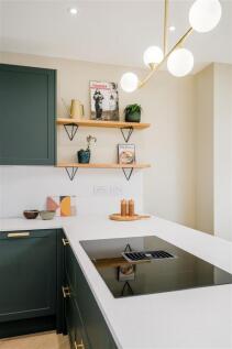 169 Peterborough Road furnished-16.jpg