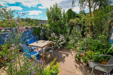 39 Hunters Gate-19.jpg