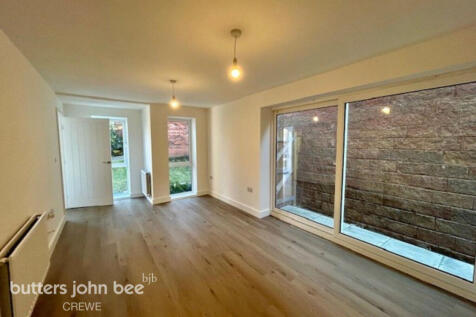 Frank Cliffe Way, Middlewich photo 5
