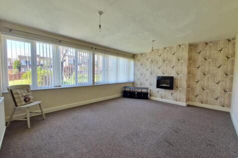 28 Daywell Rise Rugeley WS15 2RE