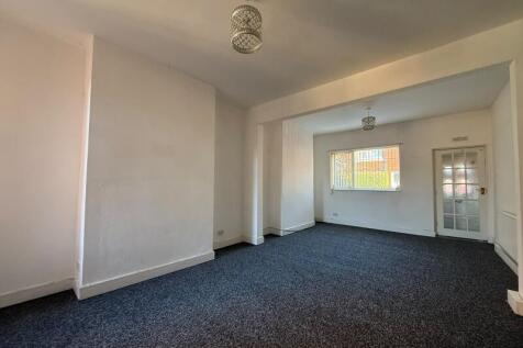 Adelaide Street, Maltby, Rotherham photo 4