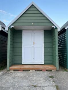 beach hut no 4.jpg
