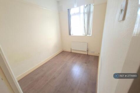 Upstairs Bedroom 4 - Single