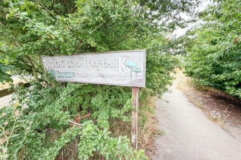 BROOK COUNTRY PARK