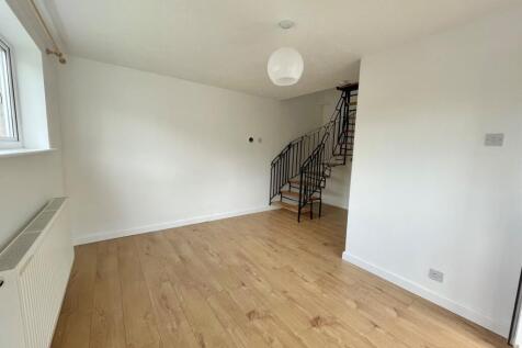 Manorfield Close, Little Billing, Northampton, NN3 photo 4