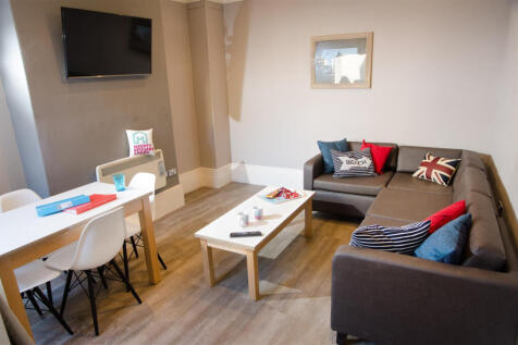 5-bed house on St. Oswald Street, Lancaster, £3,358/mo