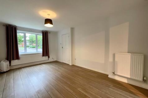 Larchwood Close, Leicester photo 3