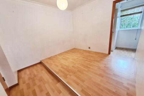 6d35134e-20211012...