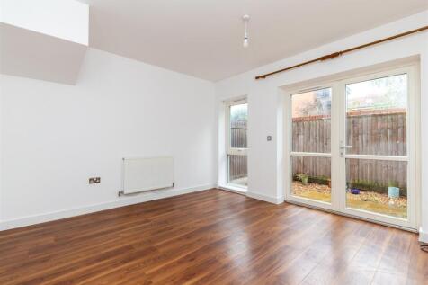 14 Capwell Court (9 of 14).jpg