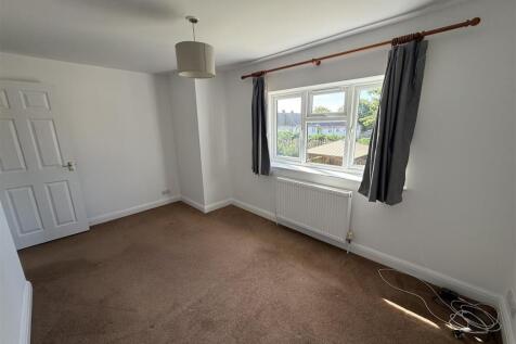 Elbow Lane, Stevenage photo 3