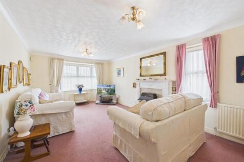 Lounge: