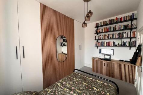 flat 1 13 market b1.jpg