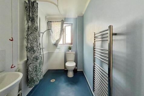 Bathroom.jpeg