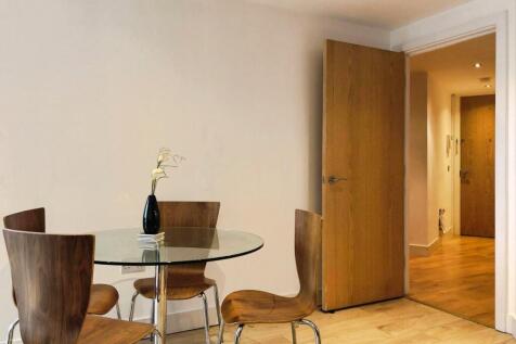 Clarence House, The Boulevard, Leeds, West Yorkshire, LS10 photo 4