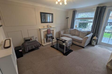 WhatsApp Image 2025-