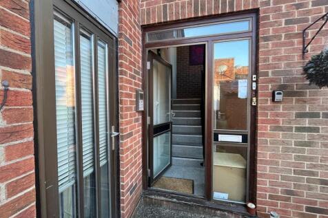 Communal Entrance.jpg