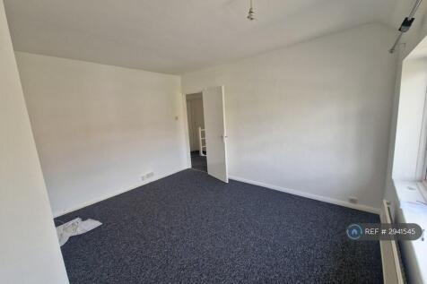 Coates Way, Watford, WD25 photo 4