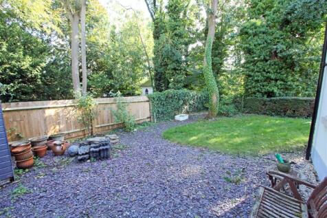 IMG_6388 garden side.jpg