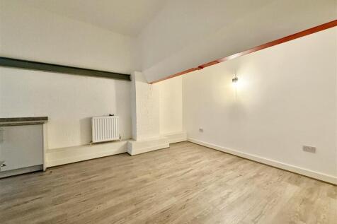 2 BED, Ware photo 4