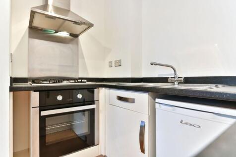 1-bed flat on St. Pauls Lane, Cheltenham, GL50, £750/mo