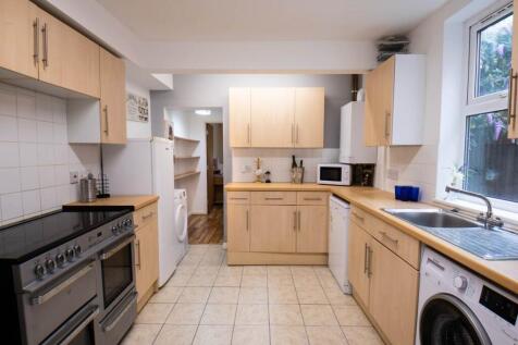 40_St_Martins_Road_C