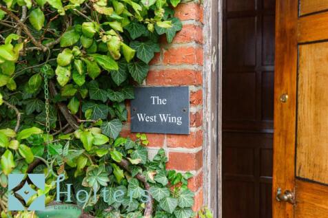 West Wing, Aberhasef Hall-30.jpg